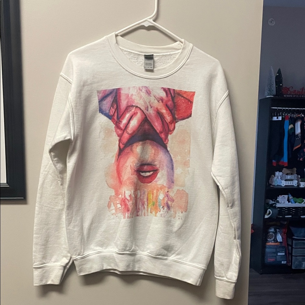 Gildan White Sweater with Artistic Graphic